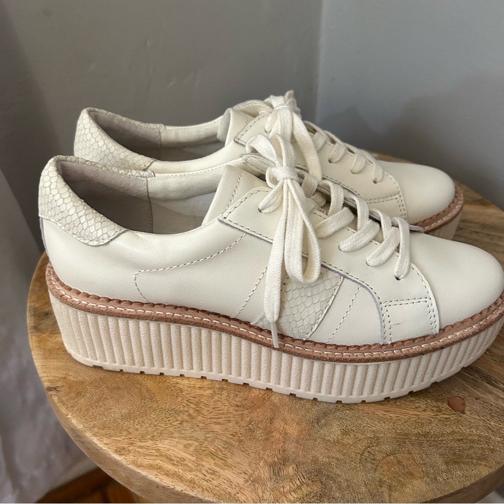 Dolce Vita Cream Platform Sneakers - Picture 6 of 12